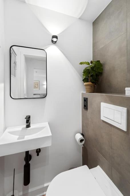Stylischer Wohntraum In Ronsdorf - Naehe Dus & Dortmund & Koeln & Essen
